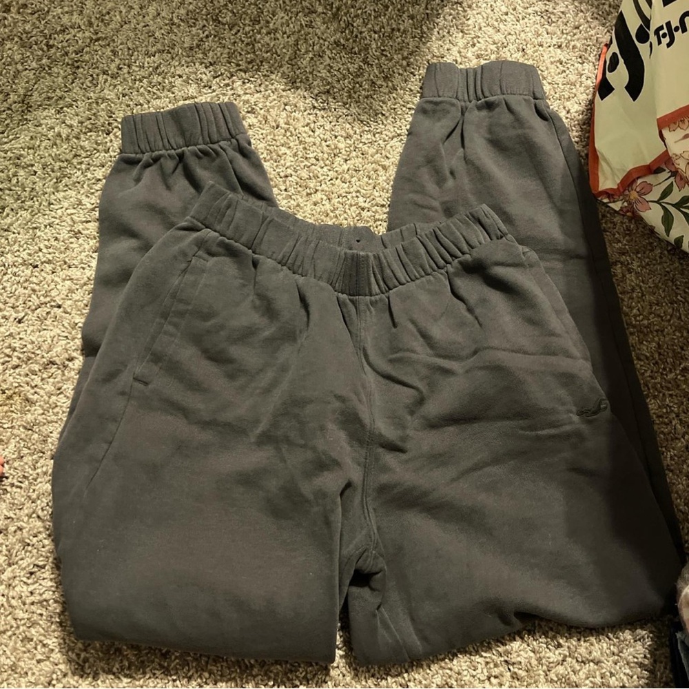 XS Hollister sweats